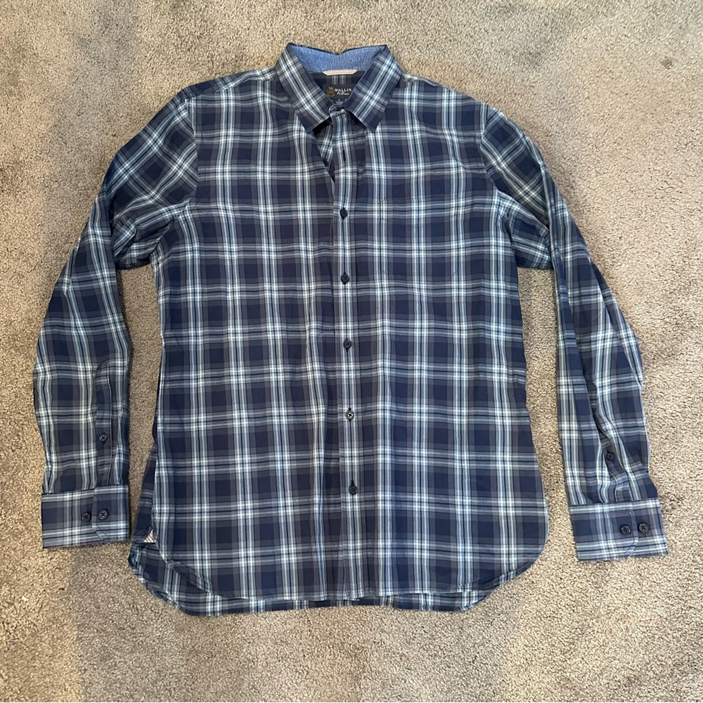 Wallin & Bros. Plaid Long Sleeve Button Down Collared Dress Shirt
